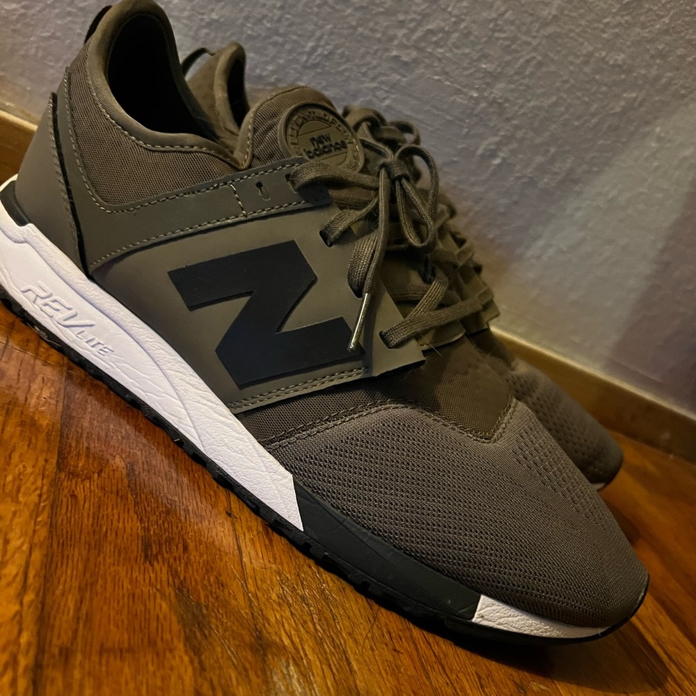 New balance 247 revlite black/olive
